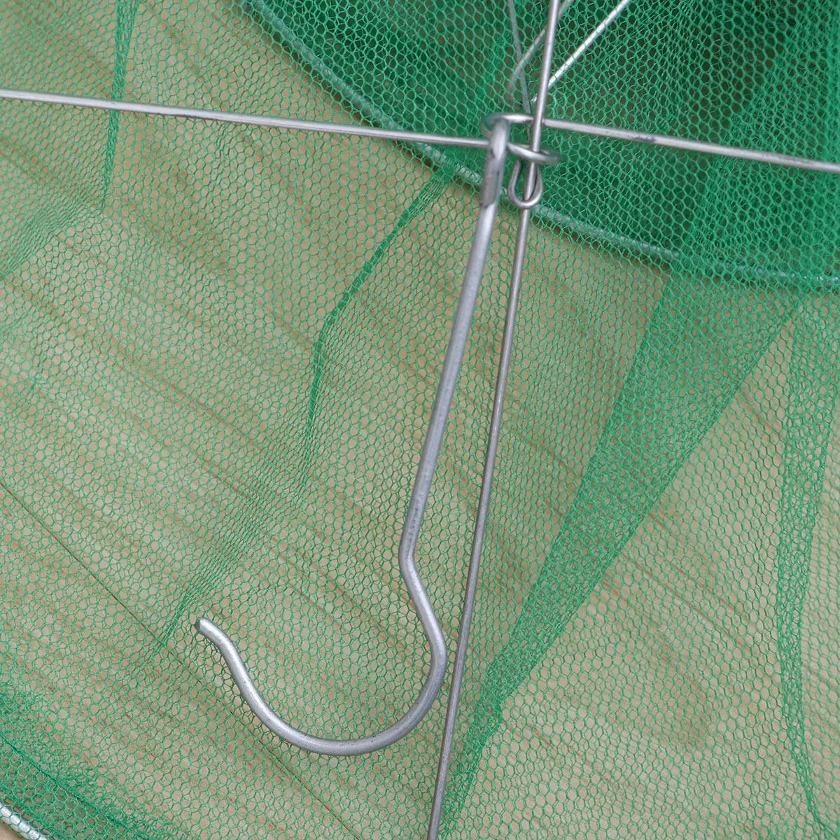 2Pcs Hanging Flytrap Cage Net Reusable Plastic Trap Pest Control Tool for Garden Home Yard Fly Catcher Flytrap Cage Net