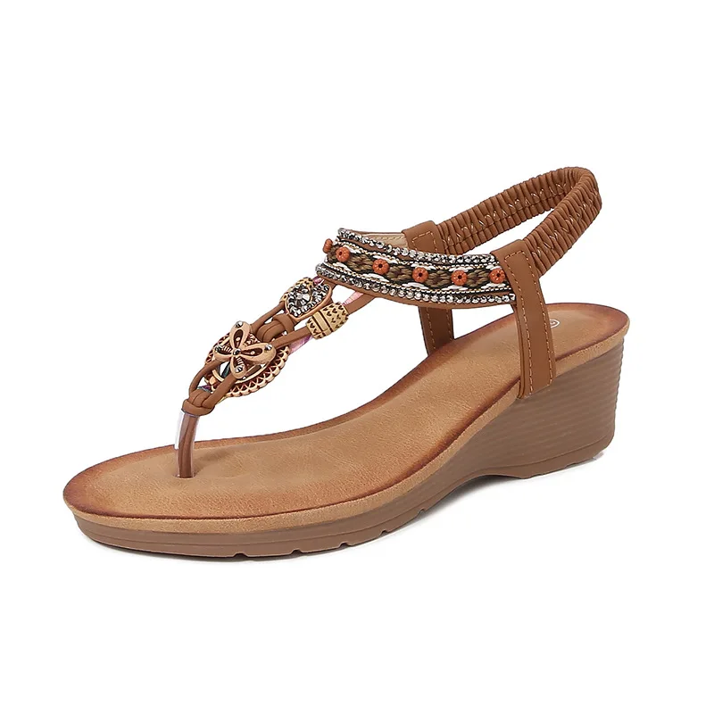 

Новые модные сандалии с камнями, в корейском стиле, на толстой платформе, женская обувь, домашние модные туфли на высоком каблуке с противоскользящей подошвой.