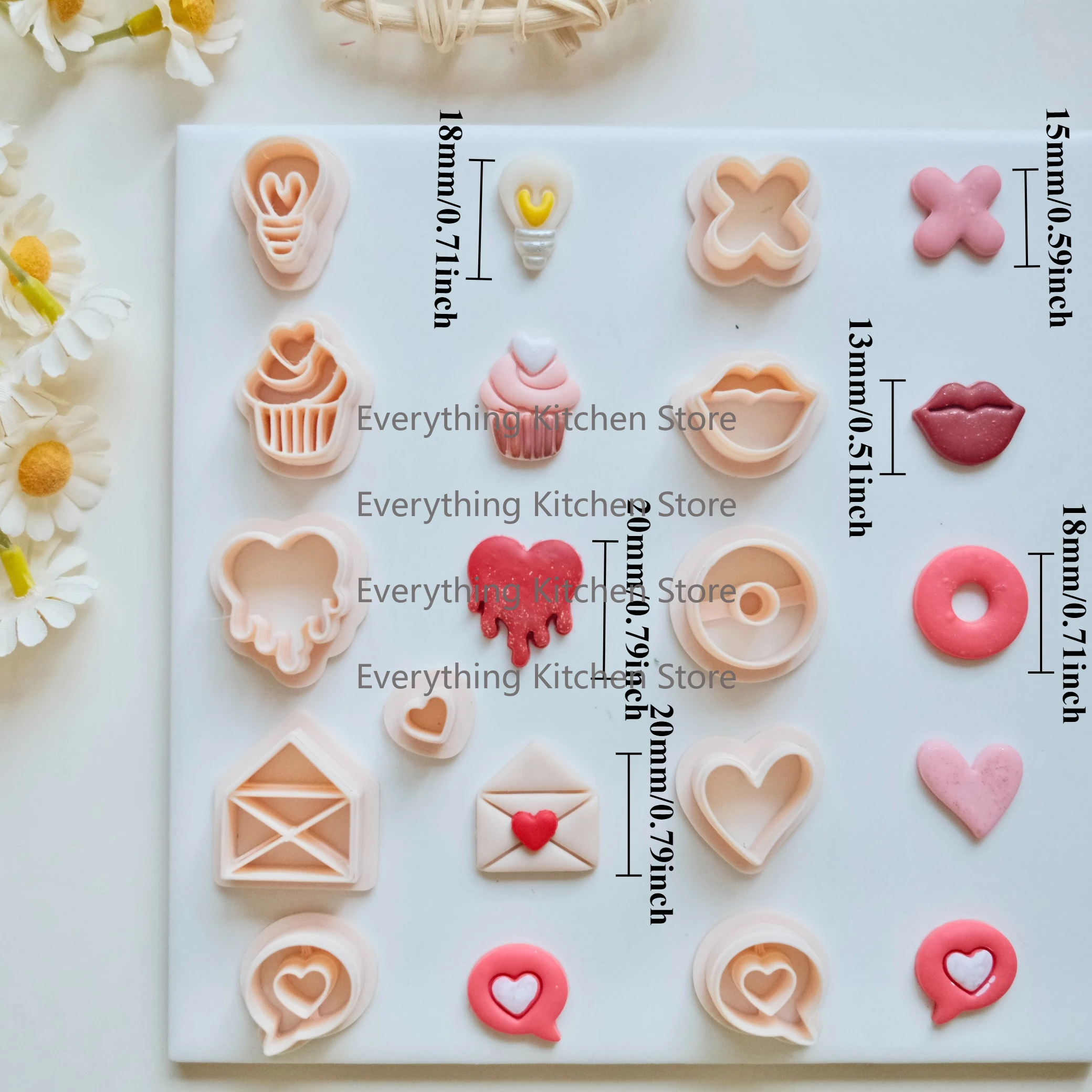 قواطع الطين لعيد الحب لصنع المجوهرات والأقراط، لمبة إضاءة متقاطعة على شكل شفاه الآيس كريم، قوالب طين على شكل قلب