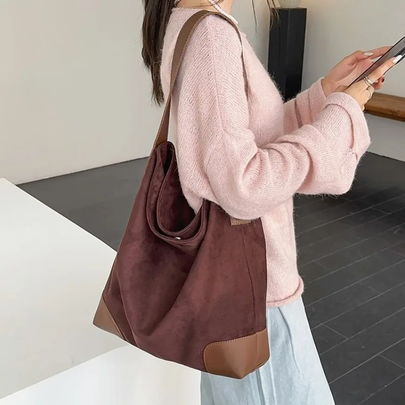 

Minimalist Fashion Diaper Bags Women's Vintage Crossbody Bag Elegant Leather Designer Shoulder Bag Large Capacity Tote
