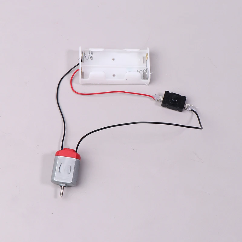 Plastic  White 130 Motor Kit With 2xAA Battery Storage Case And Switch 16500 RPM Mini DIY Electronic Motor Circuit Models Kit