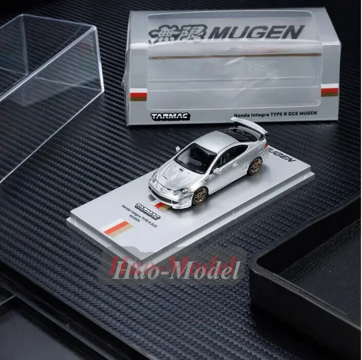 Tarmac Works 1/64 For Honda Integra TYPE R DC5 MUGEN Car Alloy Model Car Diecast Simulation Toys Gifts Hobby Display Ornaments