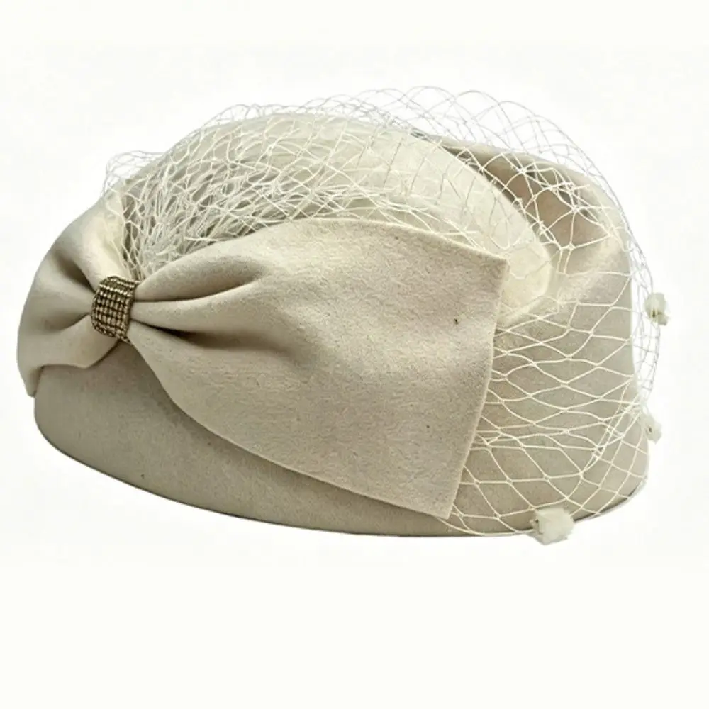 Uniform-Stewardessenhut im französischen Stil mit Schleife, eleganter Fedora-Hut, Netz-Topper-Hut, einfarbiger Pillbox-Hut für Flugbegleiterinnen, Ballhut – Detail 2