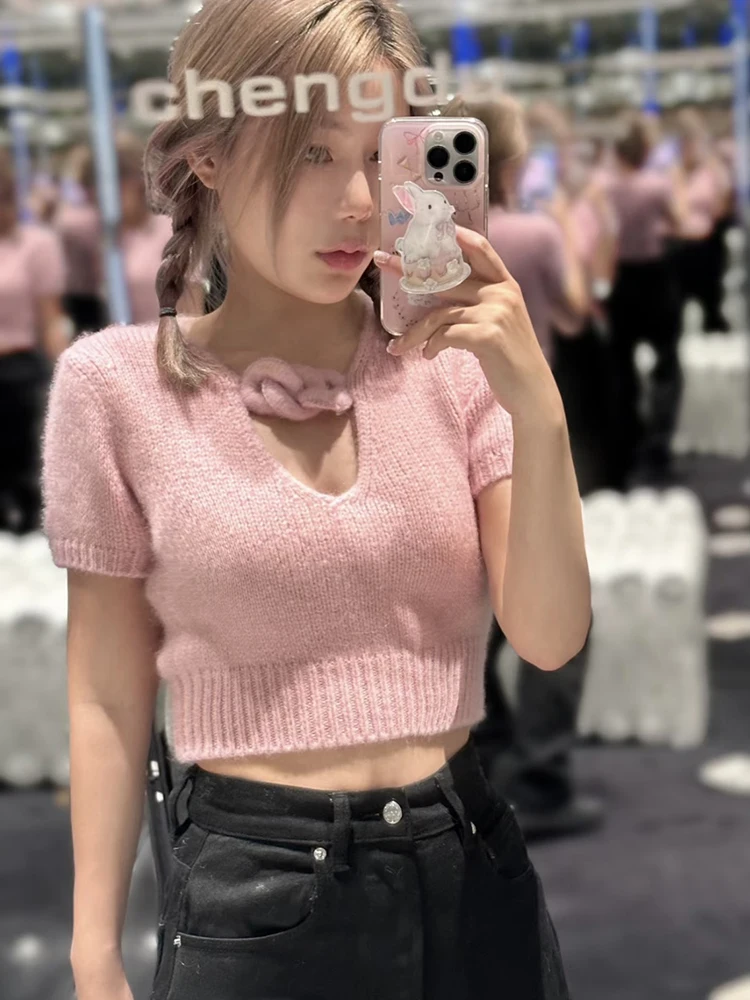 

Soft skin-friendly short knit top sexy y2k twisted knot V-neck stretch slimming short sleeve pink knit Woman clothing 2023 new