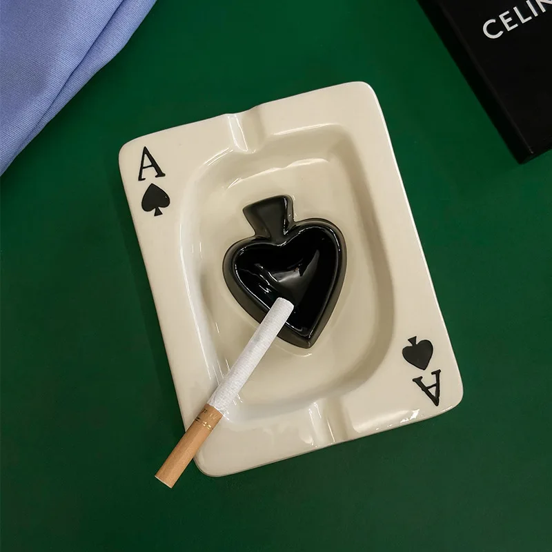 Fun Spades Poker Ashtray. Household Cigarette Ash Storage Box. High-end Anti-fly Ash Ashtray For Living Room And Office