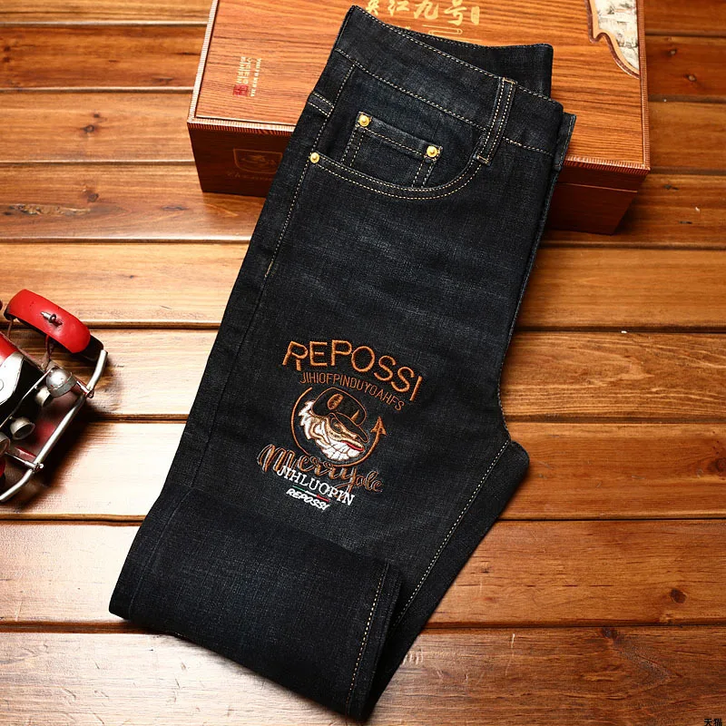 High-end affordable luxury embroidery jeans men's slim fit skinny2024new dark blue casual street trendy trousers