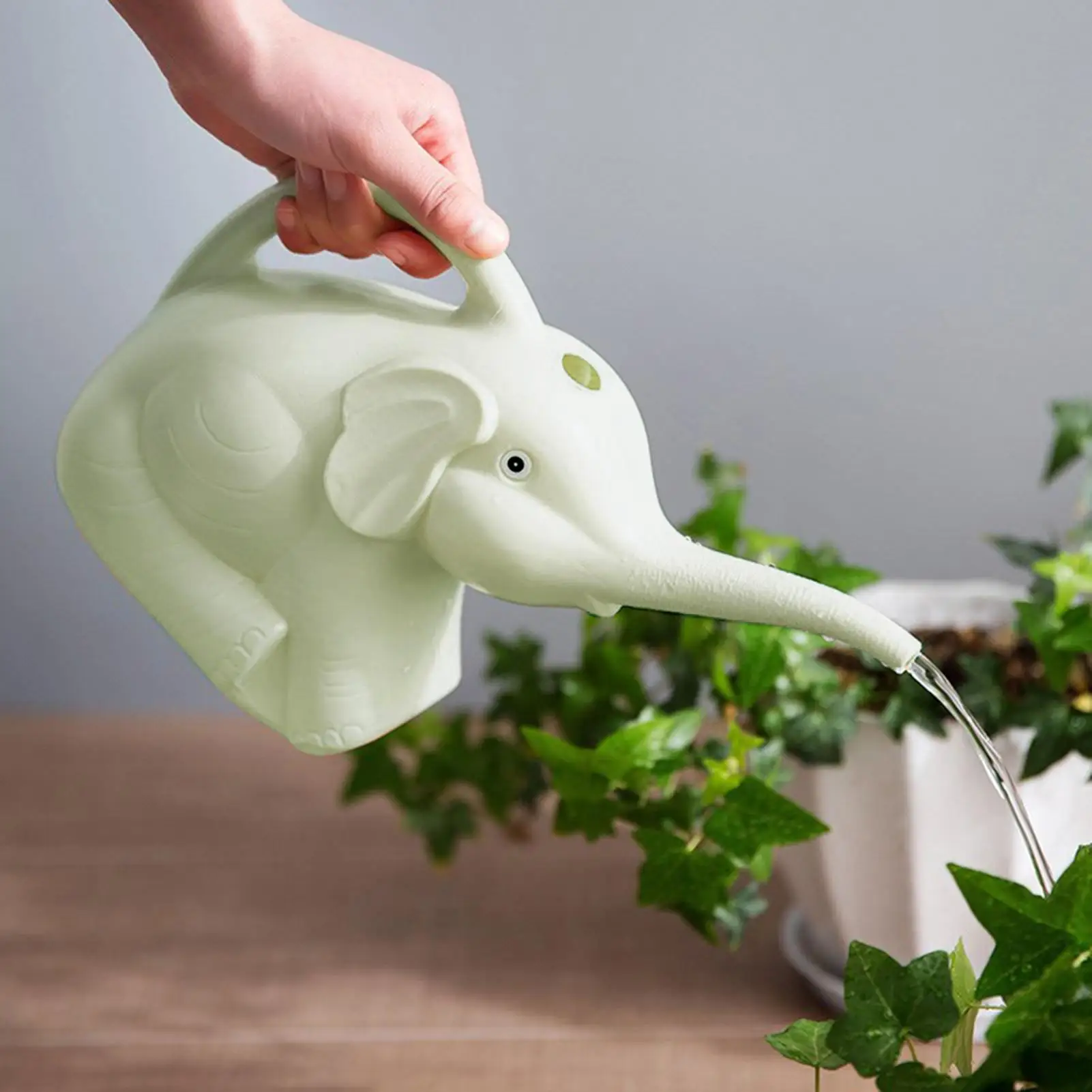 Garden Elephant Watering Can Patio Lawn Gardening Tool Outdoor Irrigation Plant Watering Can Cute Watering Can Watering Pot