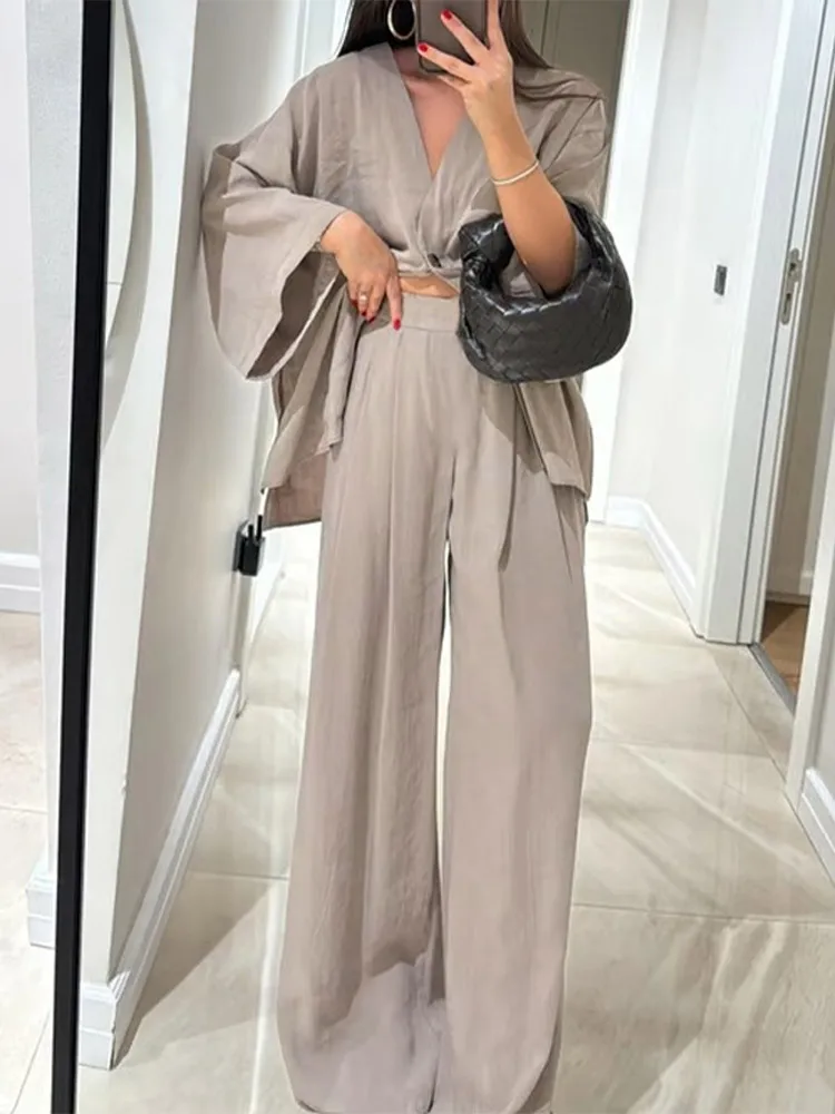 

Повседневный однотонный плиссированный комплект брюк Lady Chic с длинным рукавом и глубоким v-образным вырезом, однобортный топ, костюм из 2 предметов, новая летняя уличная одежда для поездок на работу