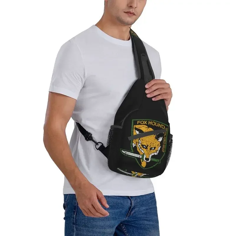 Metal Gear Solid Fox Hound Sling Crossbody Plecak męski Niestandardowa torba na ramię do gier wideo na podróżny plecak na co dzień