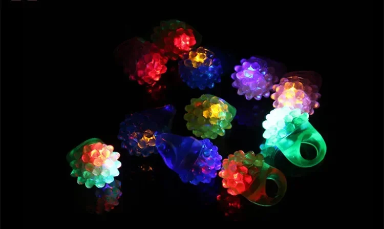 [Funny] 50pcs/lot Flashing LED Light Up Toys Bumpy jelly Rings toy luminous Strawberry model ring girl evening of adornment gift