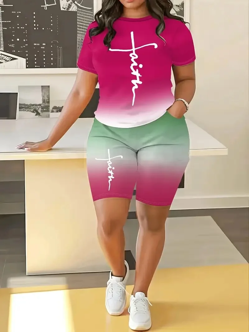 مجموعة ملابس نسائية عصرية بمقاسات كبيرة كاجوال وسروال قصير متدرج مطبوع مكون من قطعتين