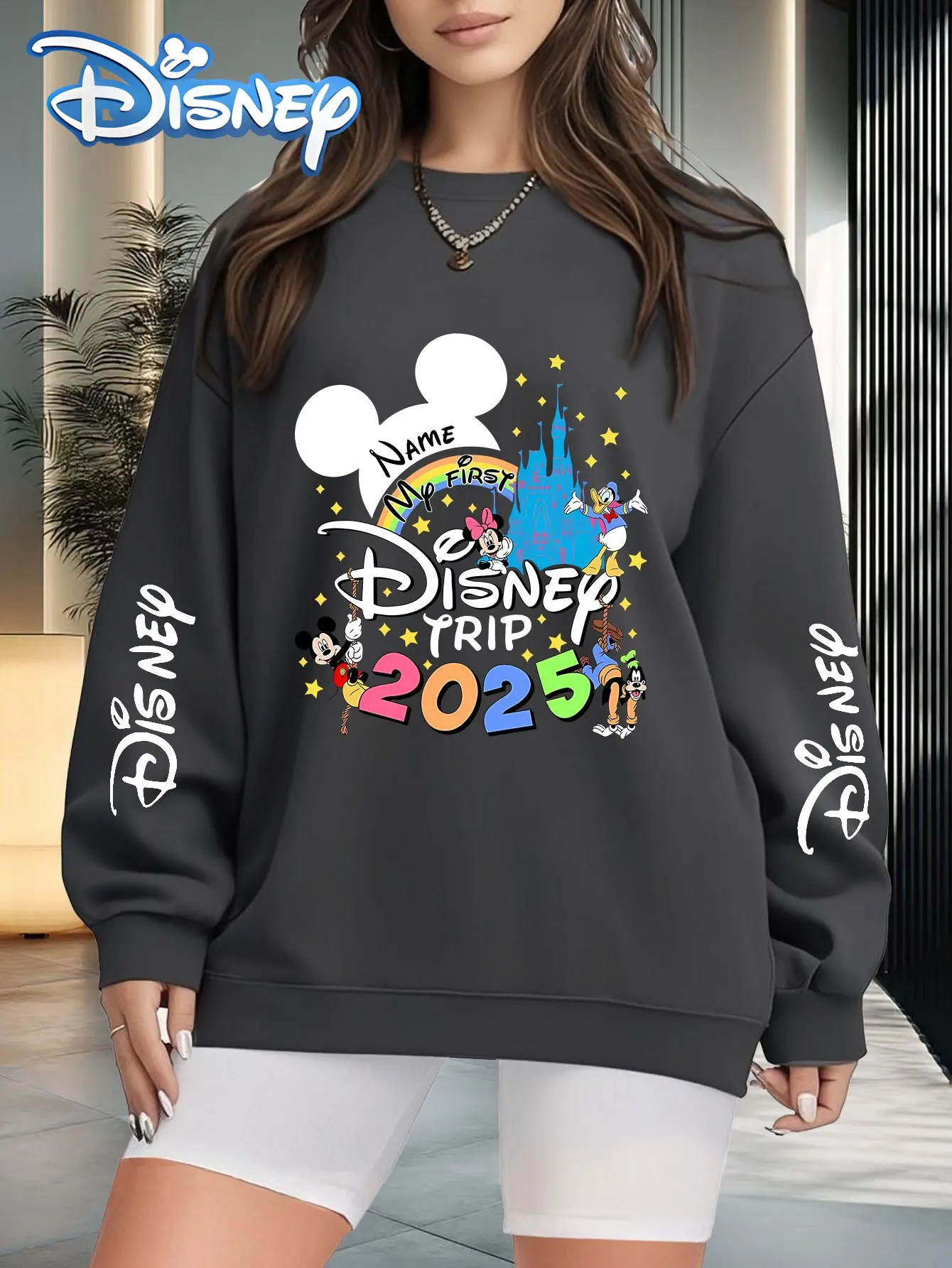 سويت شيرت ديزني ماي فيرست ديزني تريب 2025 التذكاري للسيدات مقاس كبير برسومات ميكي هيد مع طباعة شخصيات كلاسيكية #1