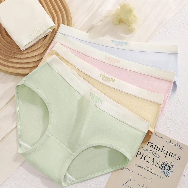 Girls' Simple Solid Color Underpants Lightweight and Breathable Mid Waist Cotton Underpants Girls' Cotton Triangle Underpants