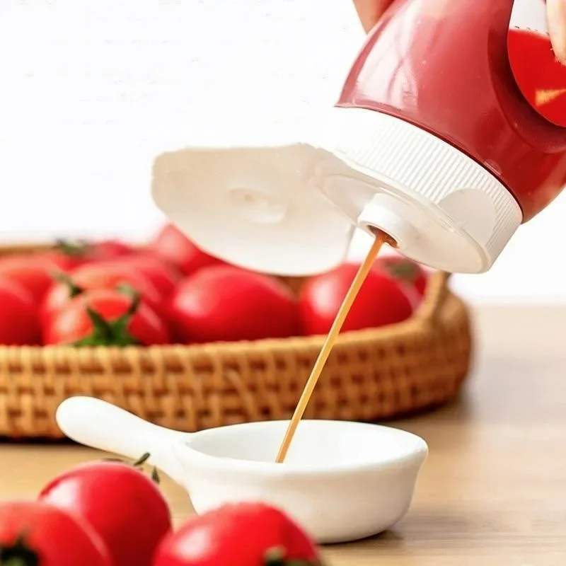 Sauces Squeeze Bottles with Lids PE Thickened Ketchup Salad Dressing Dispenser Multipurpose Condiment Liquid Storage Container