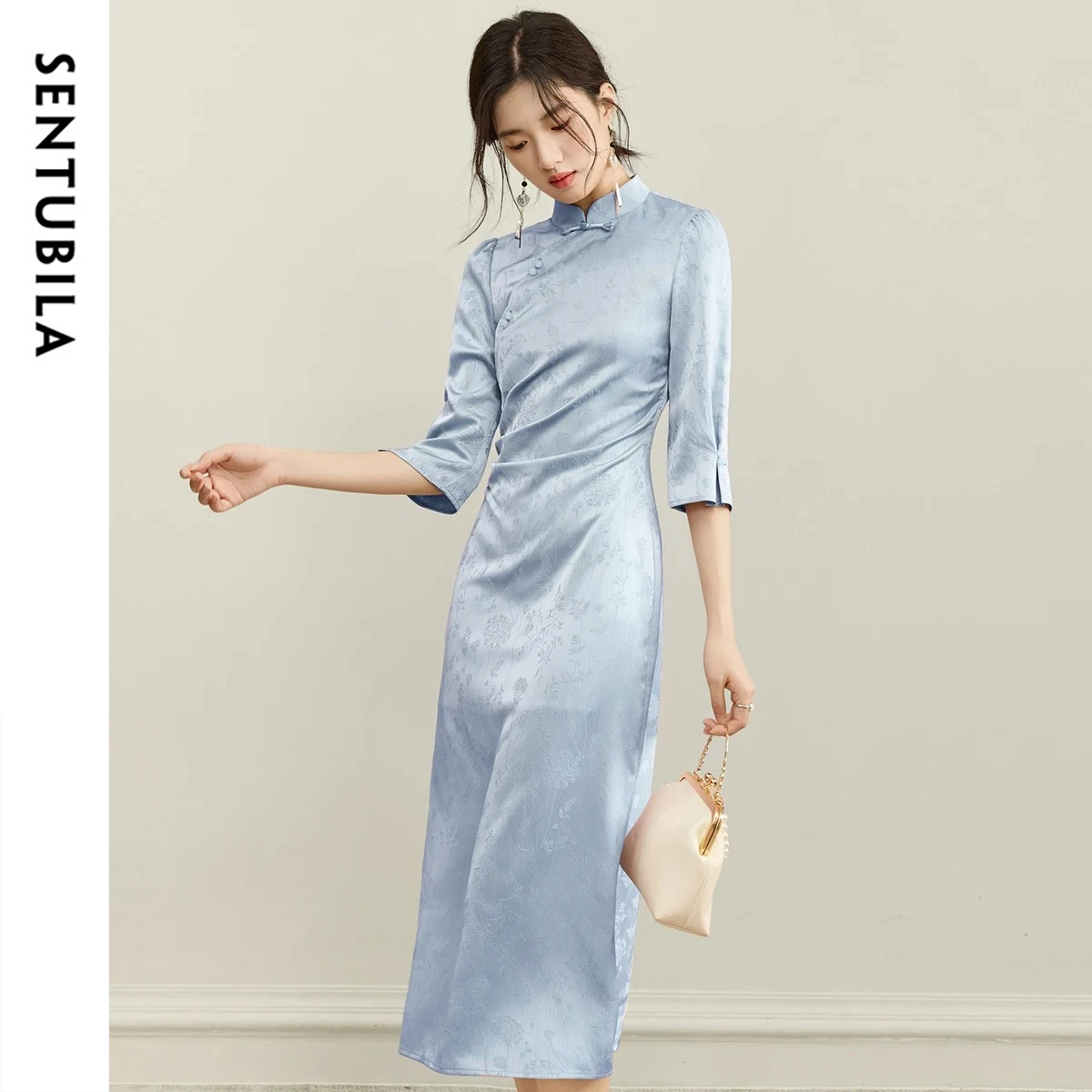 

SENTUBILA Women Chinese Qipao Dress 2026 Spring Elegant Stand Collar Slanting Placket Frog Button Pinched Pleats Dress Q53LI3754