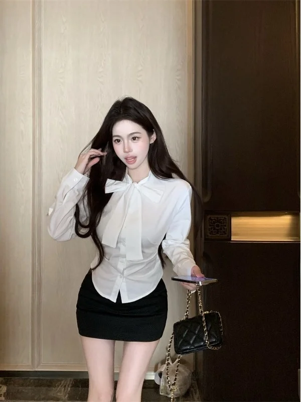 

Slim Fit Women's Shirt Vintage Style Knot Design Waist-Cinching Fashionable Youthful Top for Spring