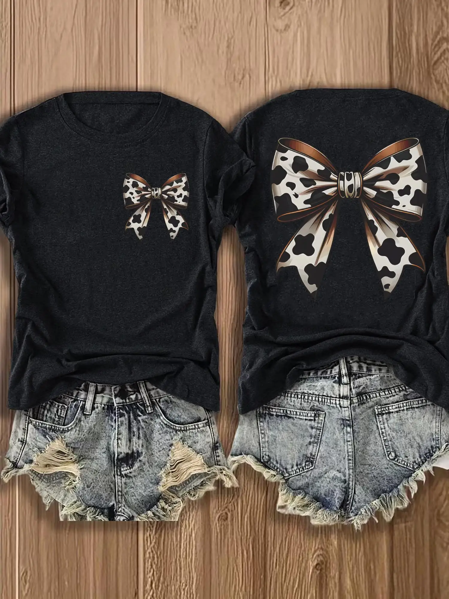This 'S Summer Short-Sleeve T-Shirt Features a Round Neck, Is Lightweight And Breathable, And Has a Stylish Leopard Print Bow Design.It'S a Comfortable And Versatile Casual Sports Top That Combines Elegance with a Touch of Fun
