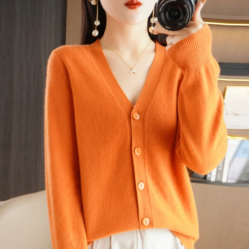 Autumn/Winter New Solid Color Knitwear V-Neck Cardigan Loose Blouse Ladies Clothes Casual Tops Single-Breasted Sweate