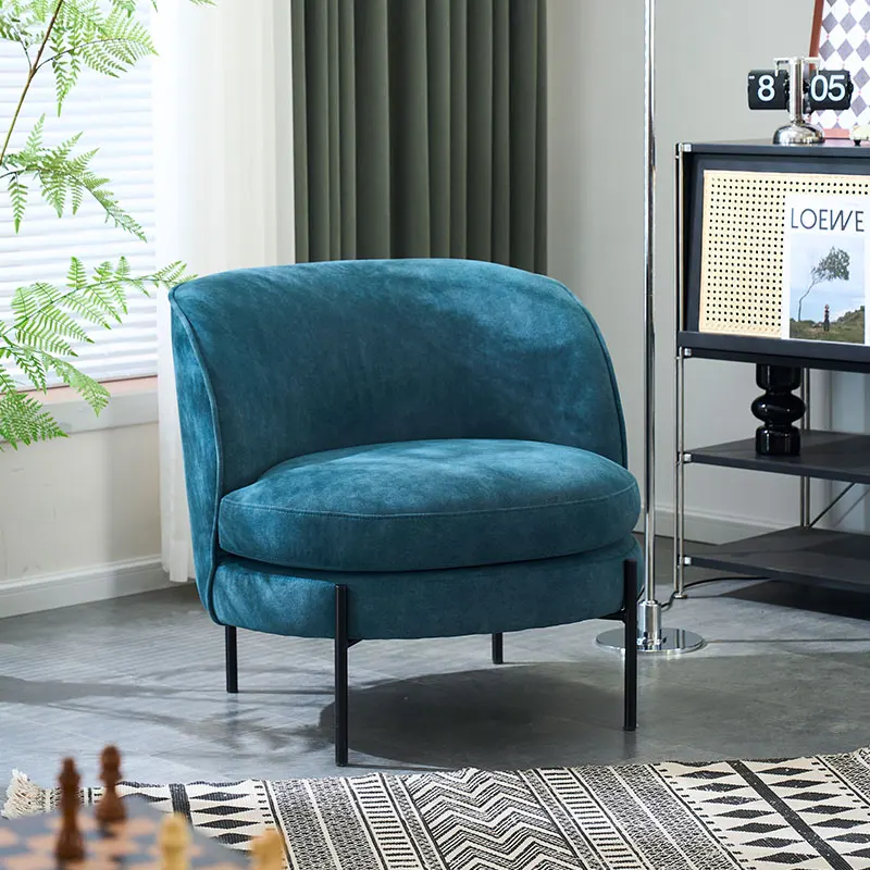 Canapés de Réception en Velours Incurvés de Style Européen, Mobilier Simple d'NikExistant par La Casa