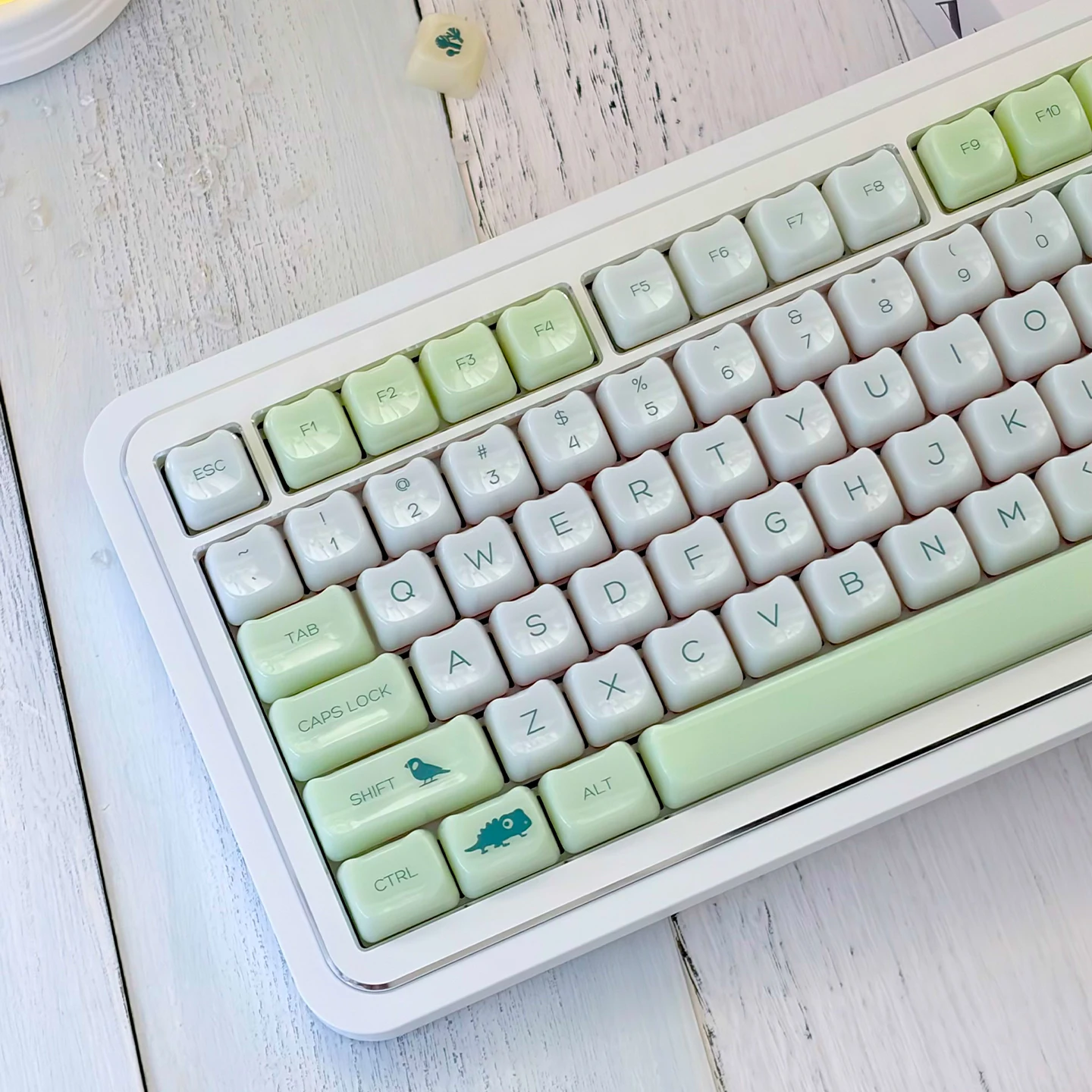 URE Zoo & Botanical Jelly Keycaps MAO Green PC Glossy 119 Keys UV‑Print Jade Custom Keycap Set For MX Mechanical Keyboard