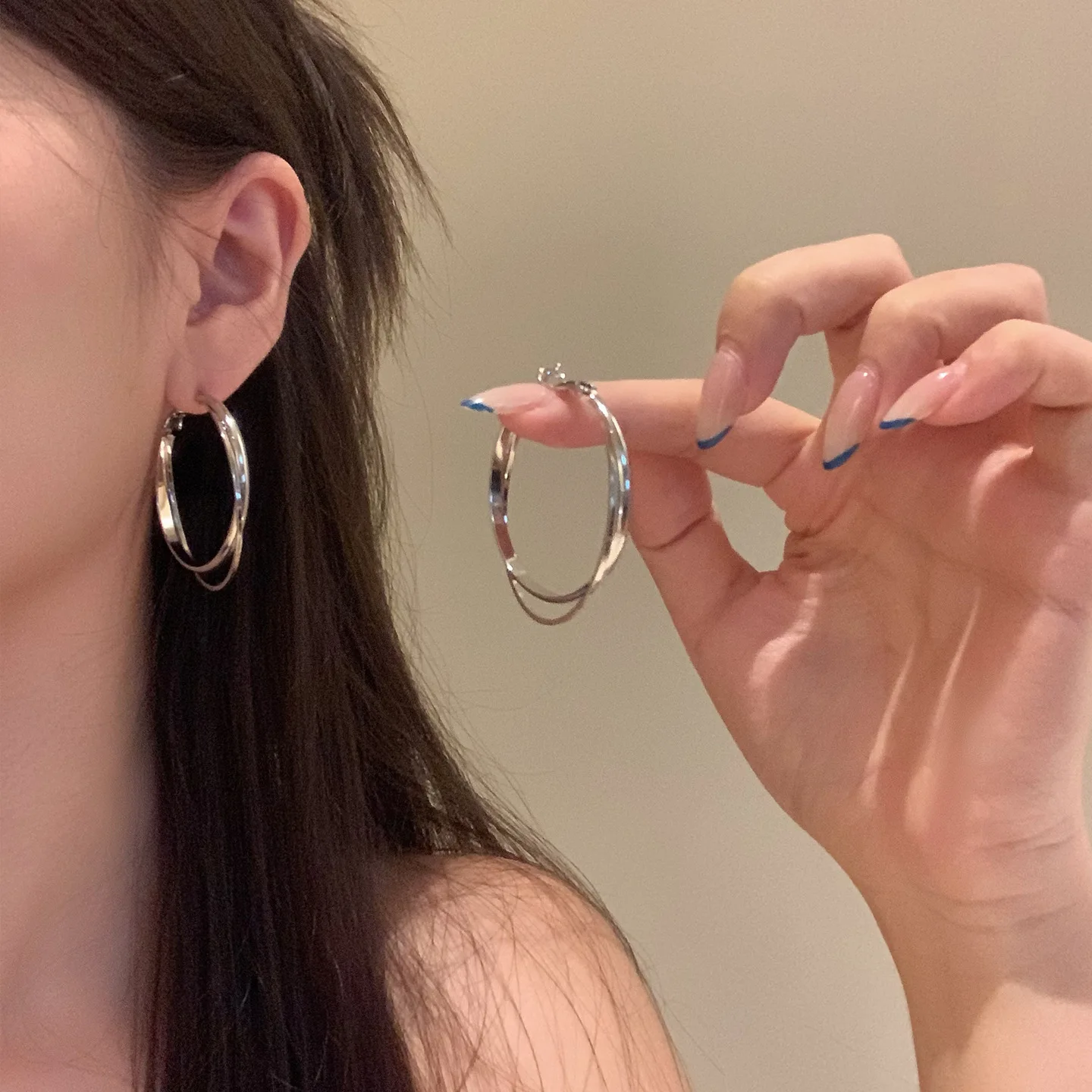 Luxury with a touch of elegance Individuality  Simplicity  Elegance Temperament Silver Double-layer circles  Alloy Earrings