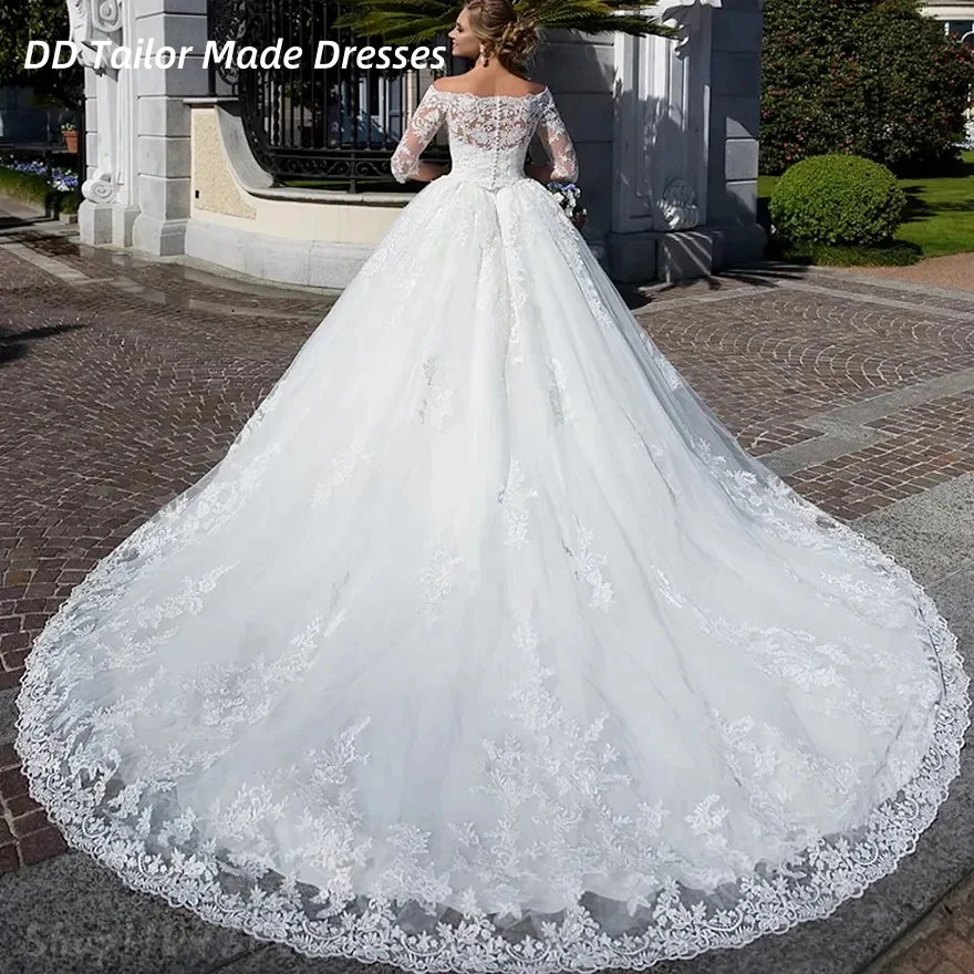 Abito da sposa cappella di lusso per la sposa con spalle scoperte mezze maniche applicazioni in pizzo abiti da sposa in tulle avorio personalizzati