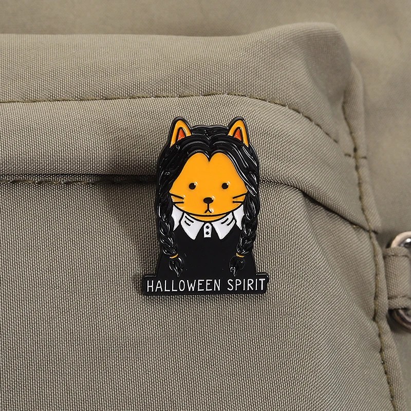 هالوين الروح بوبكات المينا دبابيس مخصصة الرسوم المتحركة أفلام دبابيس التلبيب شارات الملابس مجوهرات بأشكال حيوانات هدية للأصدقاء