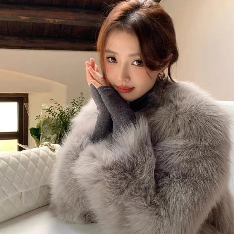 

Luxury Women's Winter Faux Fur Coat Thick Warm Fox Style Eco Friendly Shearling Jacket Trendy Heavyweight Outerwear