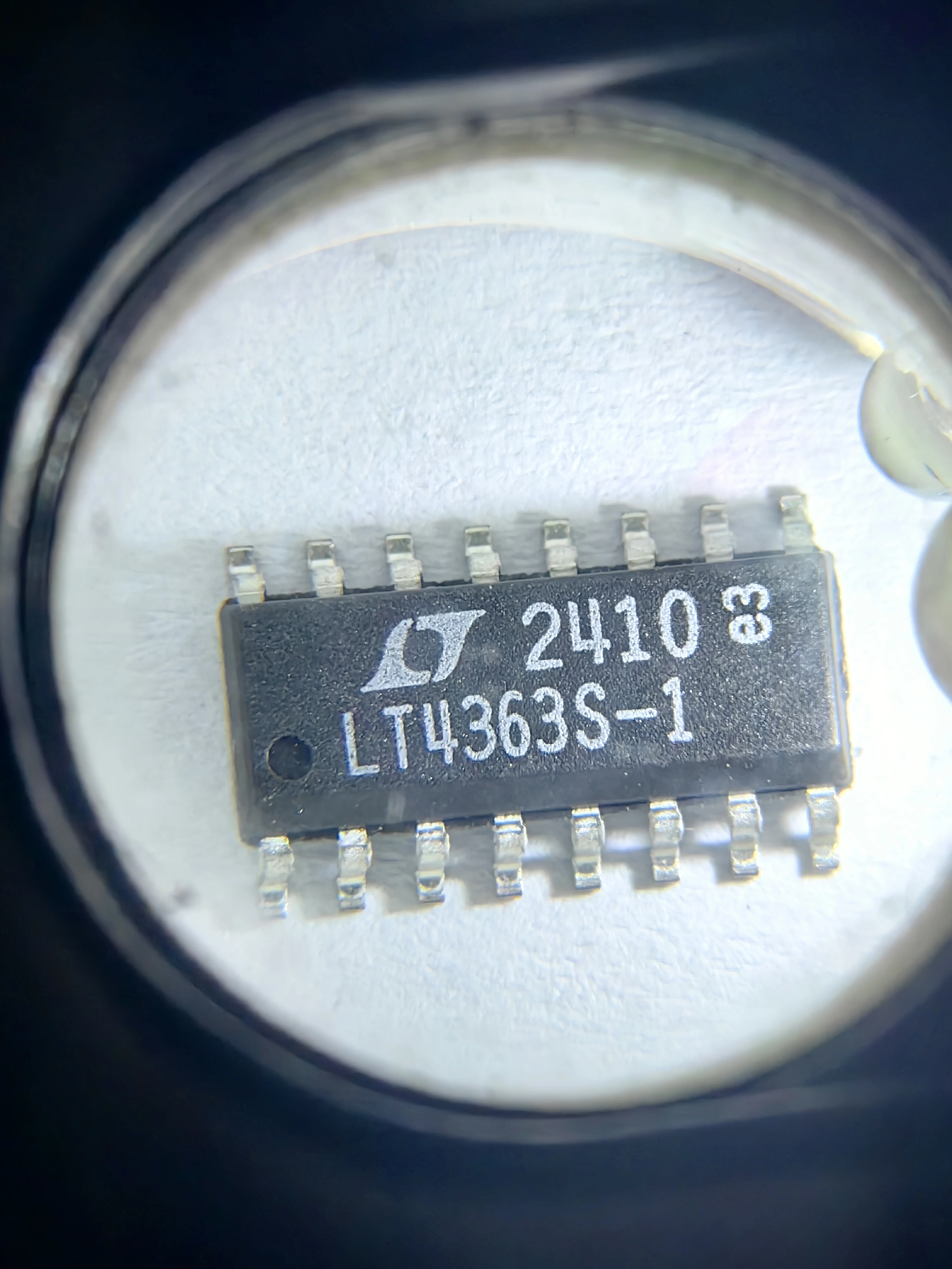 LT4363CS-1 LT4363IS-1 LT4363HS-1 LT4363 - ตัวป้องกันไฟกระชากแรงดันสูงพร้อมการจำกัดกระแส