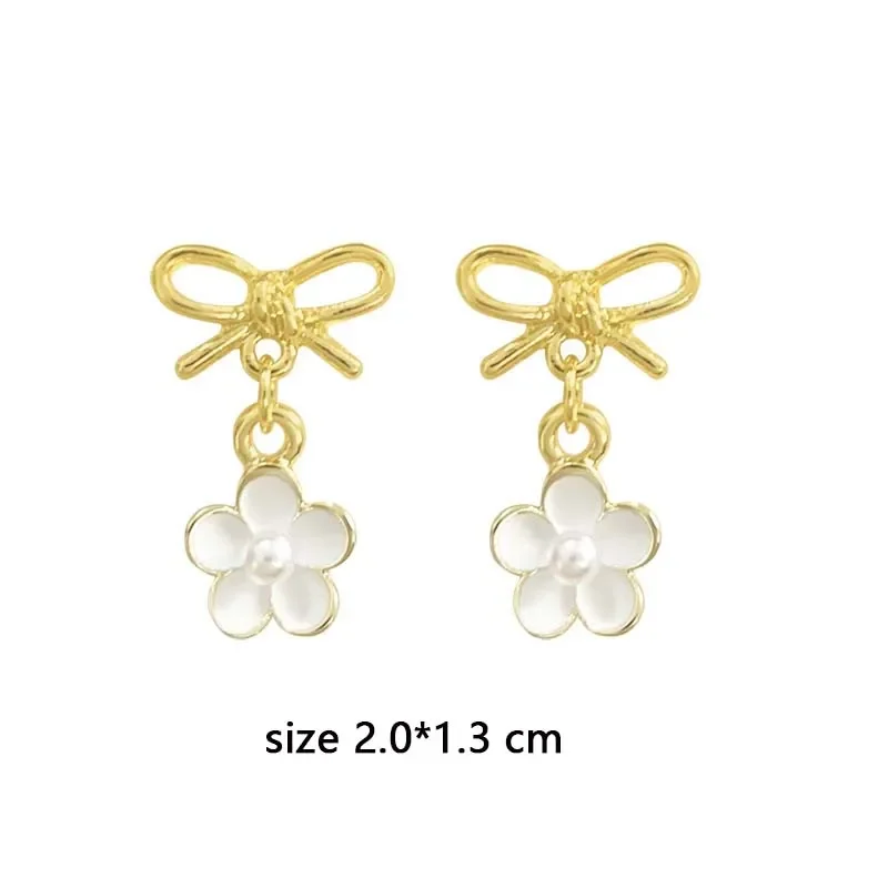 Réinitialisation de fleur de petit nœud coréen pour femme, boucles d'oreilles sans trous, mini clip d'oreille fleur blanche, fausse boucle d'oreille piercing, tendance 2022