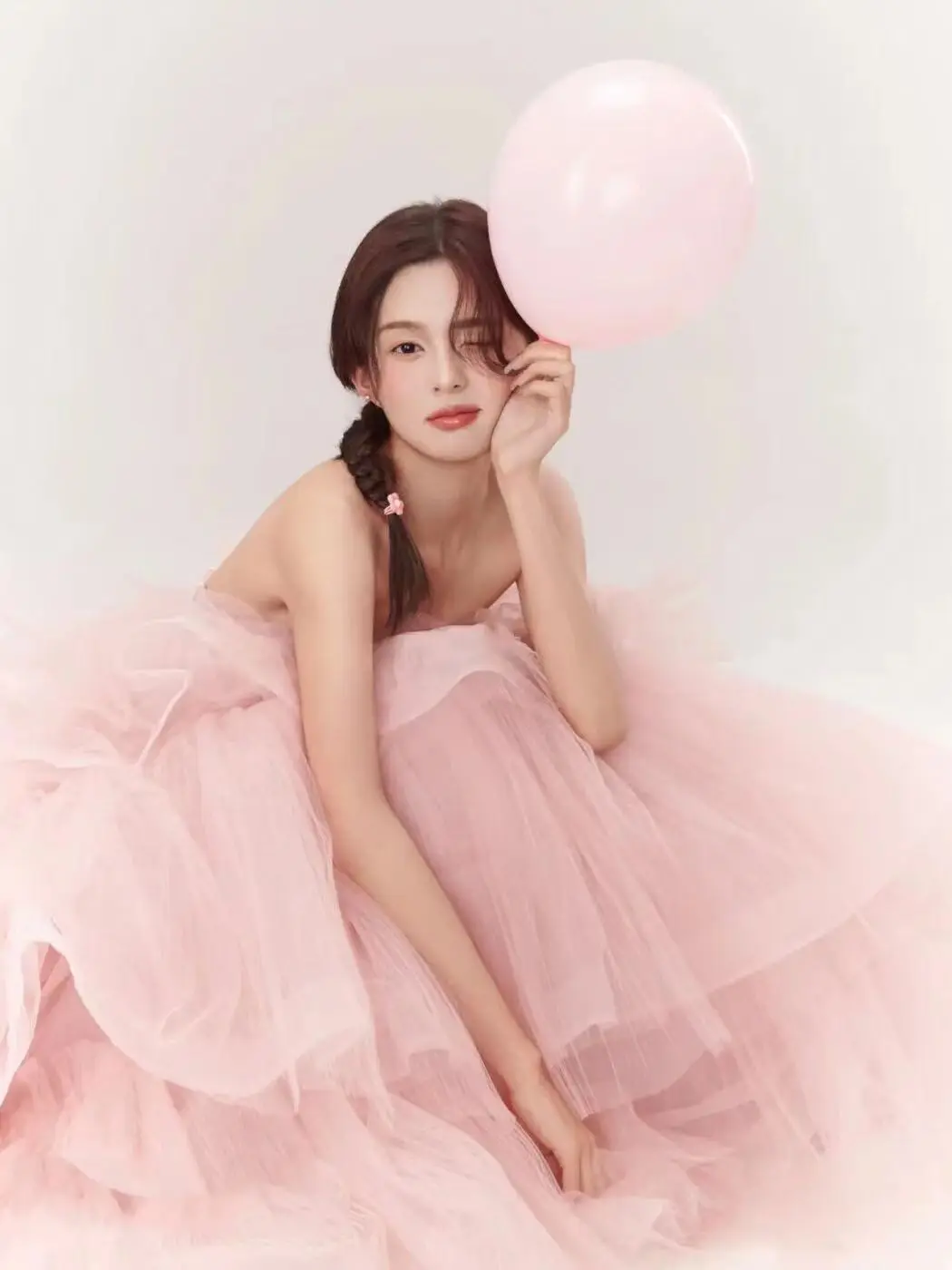 Modern Pink Strapless Boat Neck Tulle Tiered Ball Gown Evening Dresses For Women 2024 Prom Dresses Birthday Party Dress