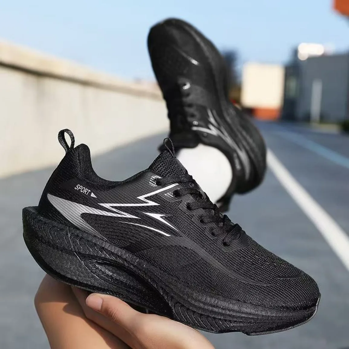 Carbon Plate Running Shoes Men Women Racing Training Sneakers Cushioned Anti Slip Breathable Mesh Tennis Athletic Shoes