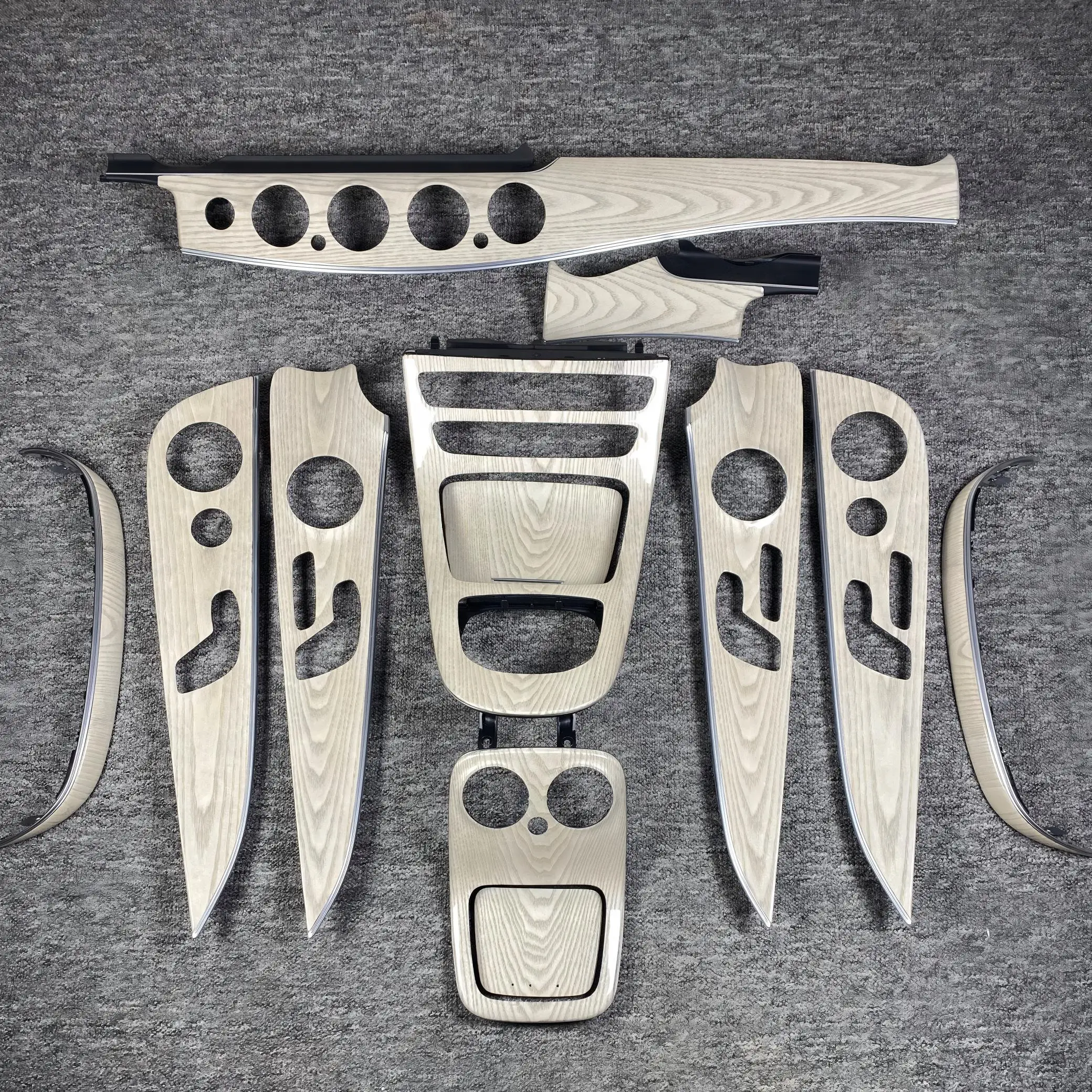 DOS Carbon Fiber Interior for  CLS260 CLS400 CLS350 CLS300 W218 W219 Replacement Carbon Fiber Automotive Interior