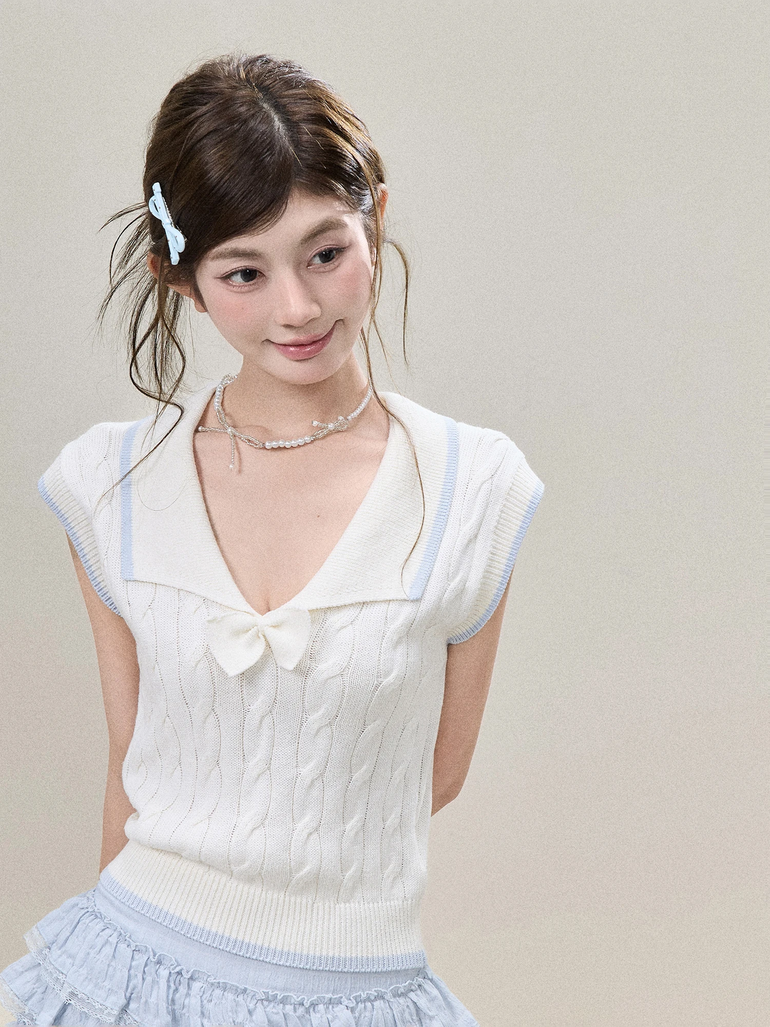 

Sweetly Sexy Knot Knitted Vest Women's Slim Fit Sleeveless Top Cotton Modal Nylon Summer Fashion Soft Knitwear