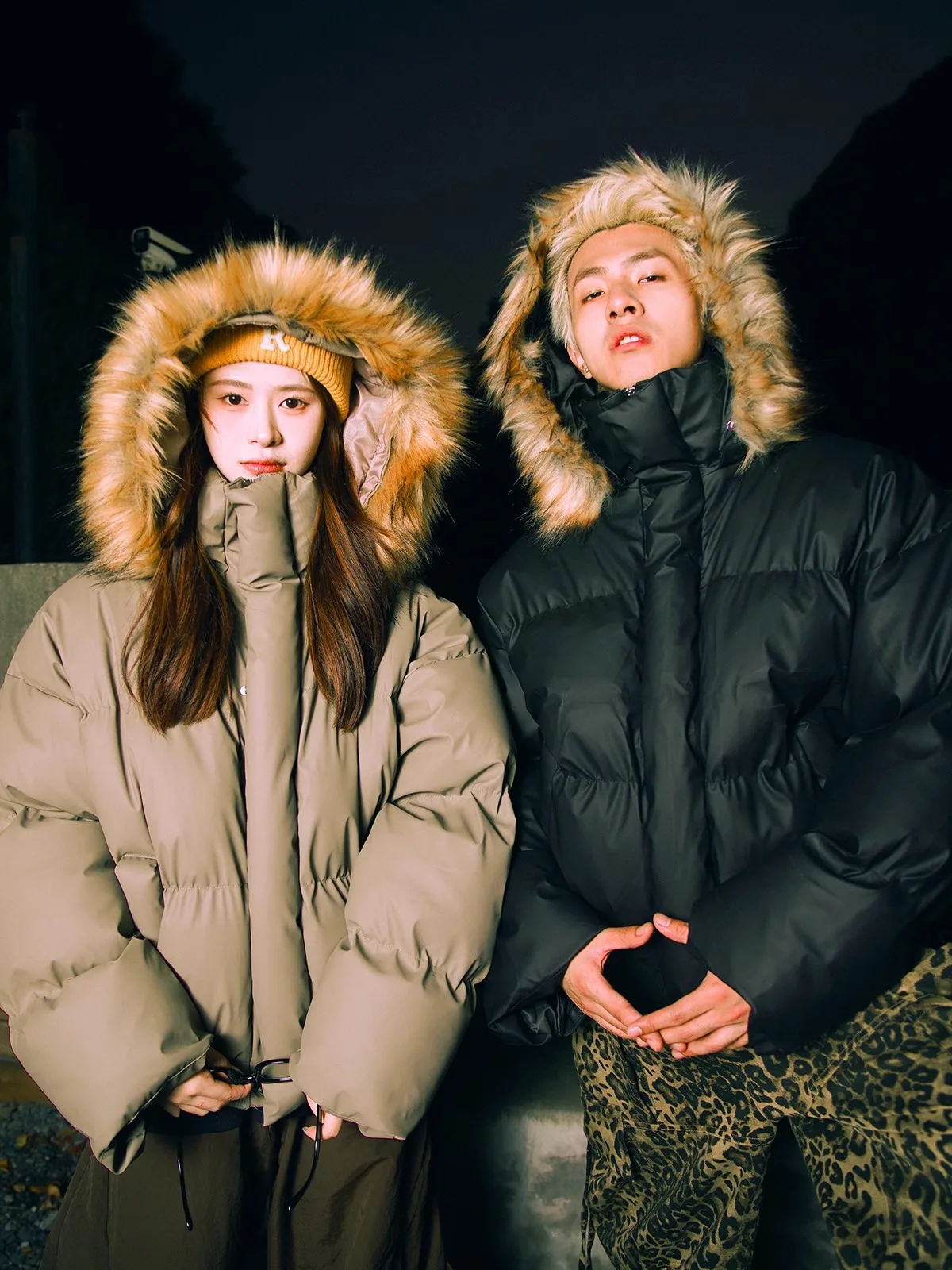 

Thiened ort Cotton Jaet with Hood And Fur Collar for Men And Women Winter Warm Bread Sle Coat Polyester Fiber