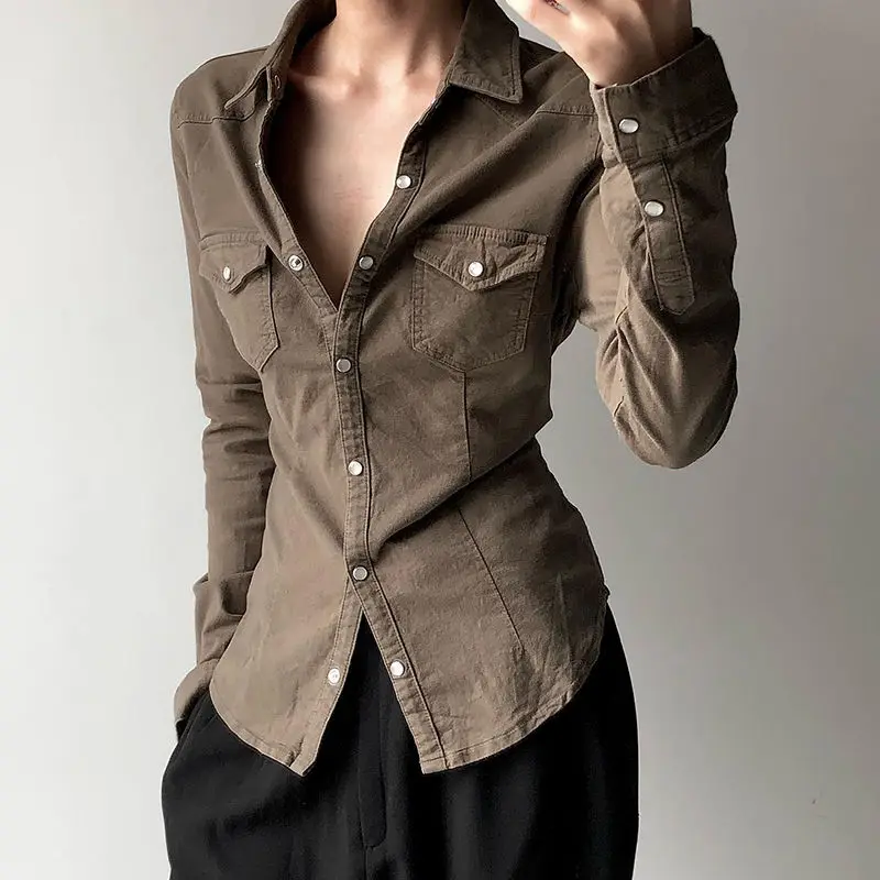 

Vintage Lapel Button Down Utility Denim Shirt for Women American Style Solid Color Slim Fit Waist Cinching Hot Girl Jacket Top