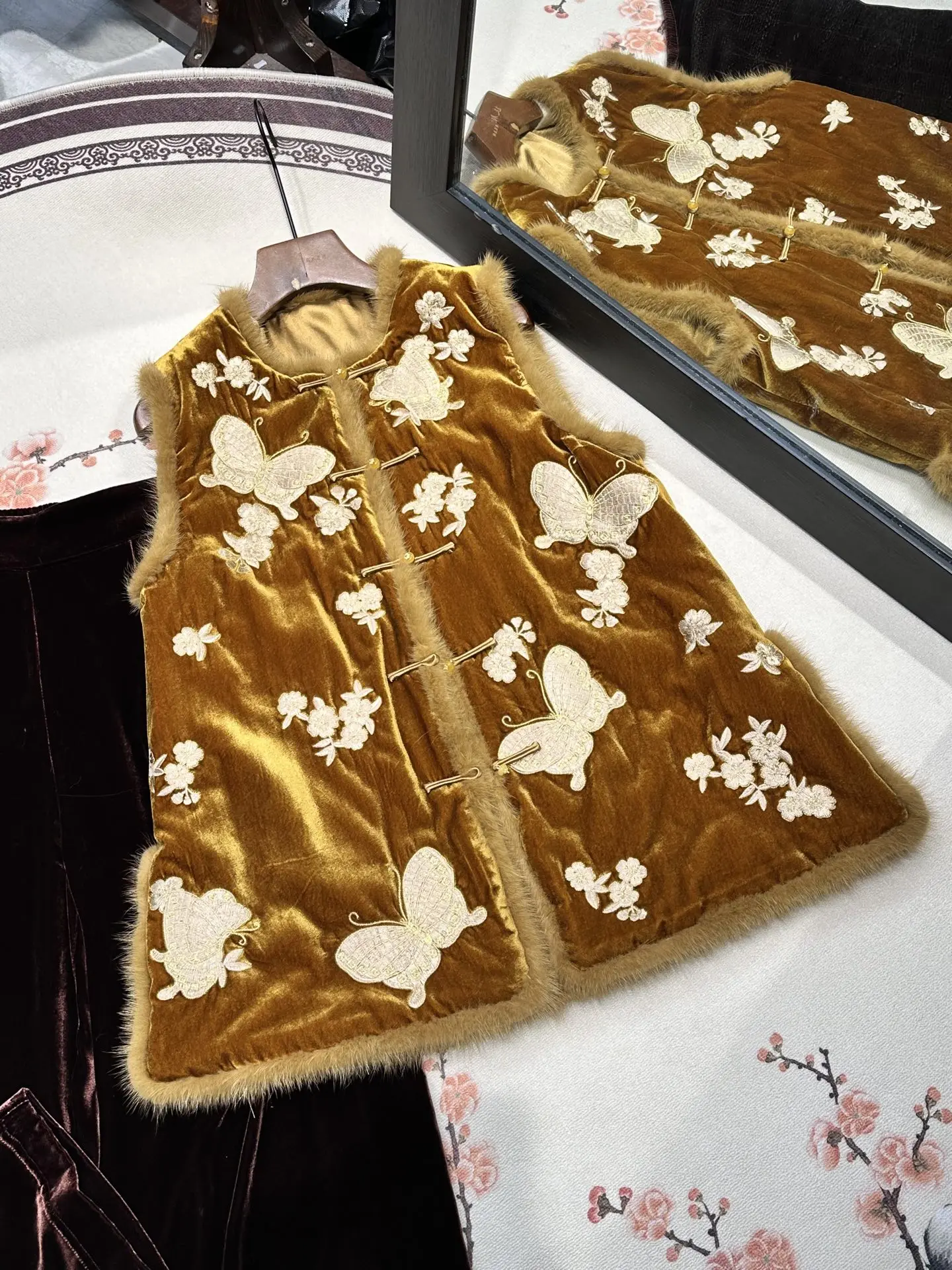 

Silk Velvet Embroidered Cotton Lined Vest Women's Outerwear Winter High End Chinese Sle Buttonl Svel Tang Suit