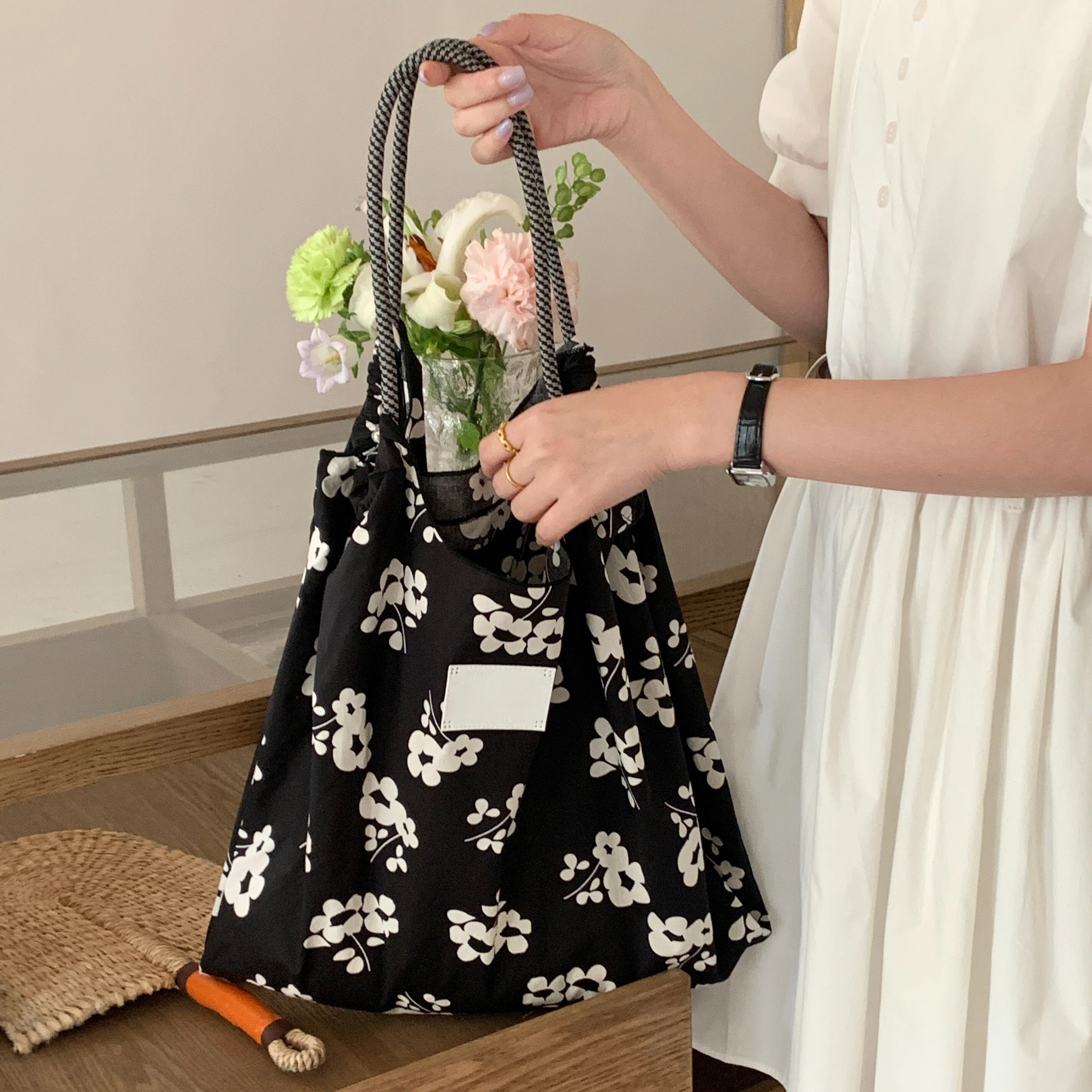 Spring Summer 2024 New Casual All-match Floral Canvas Bag Simple Casual Shoulder Bags Large Capacity Folding Portable Bag