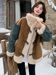 LANMREM Vintage Style Winter Fur Spliced Coat Women Lapel Denim Patchwork Thick Warm Contrast Color Jackets 2024 New 2VV1718