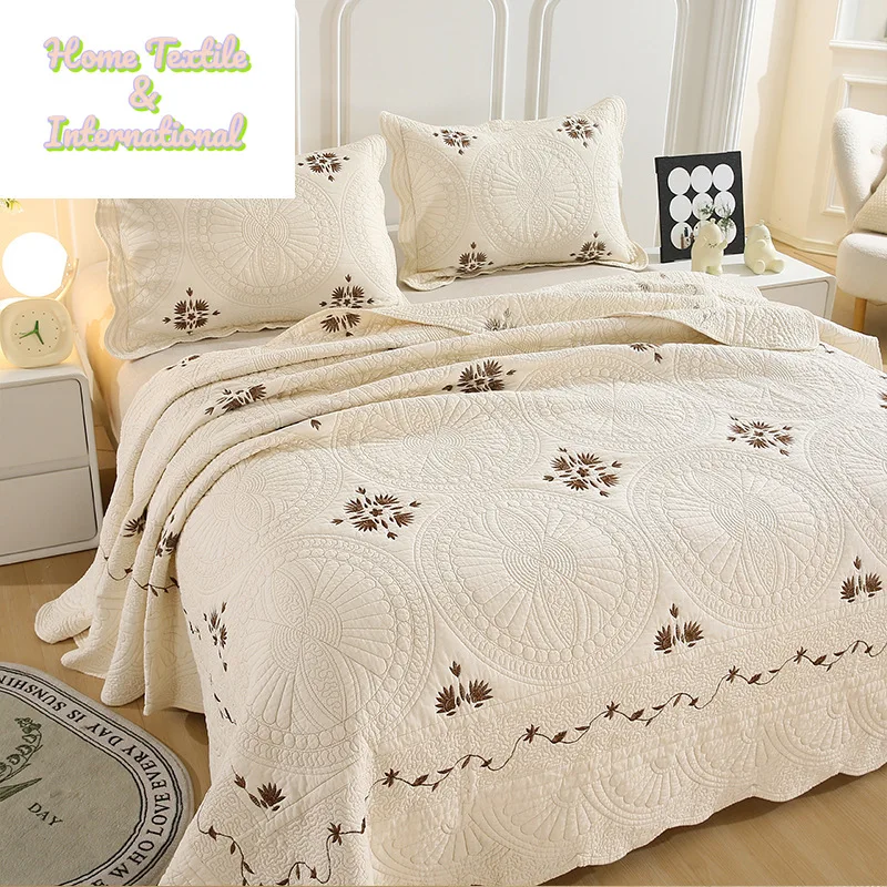 Nordic Modern Beige Embroidered Quilted Bedspread Set King Queen Size 3-Pieces Summer Lightweight Quilt & Comforter Home Decor