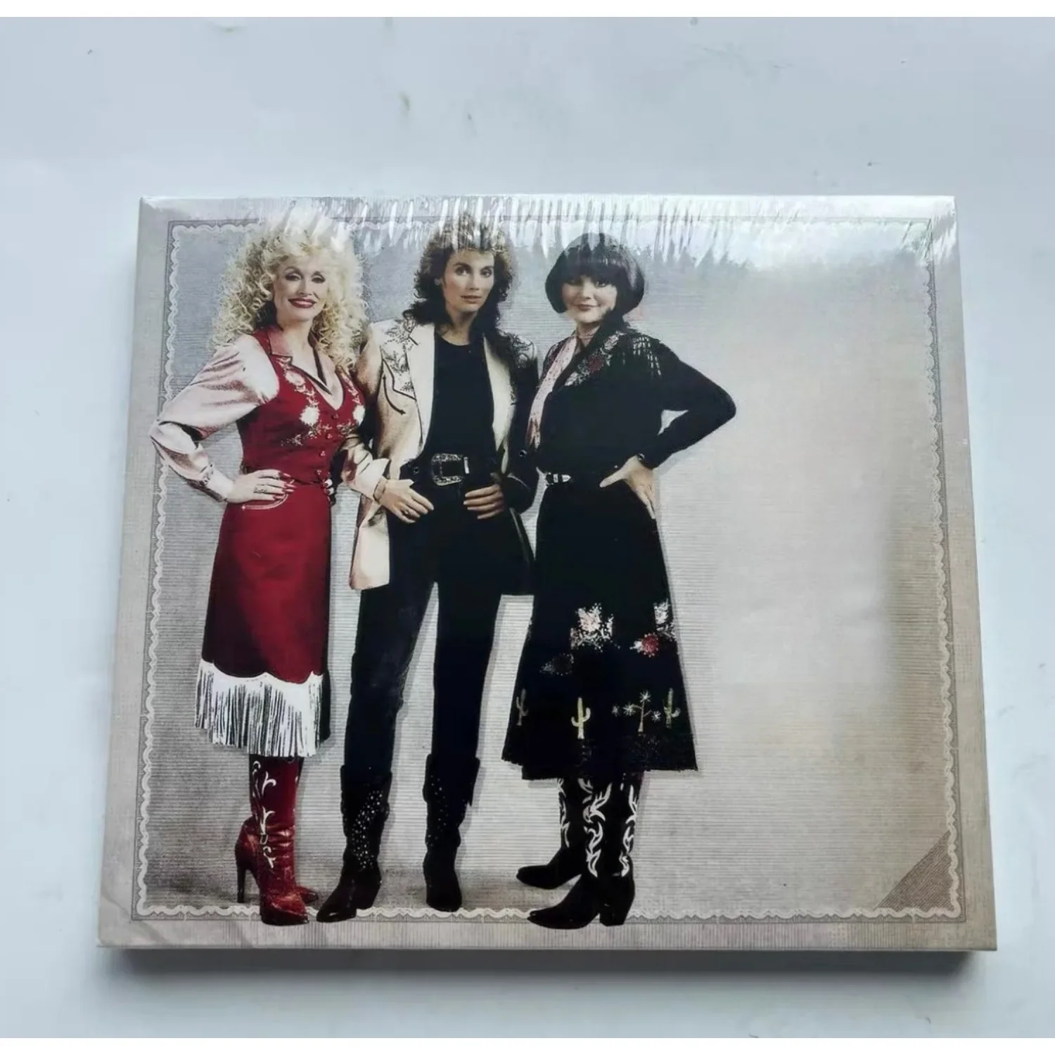 Warm American Country Music CD Record, Classic Female Vocal Collaboration Album, Ideal for Leisure Listening and Collection