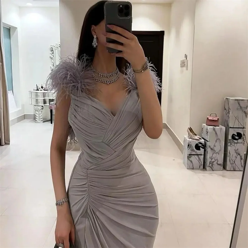 Ryanth Grey Feather Prom Dress Mermaid Formal Evening Gowns V Neck Chiffon Celebrity Dress Pleat Wedding Party Dress 2024