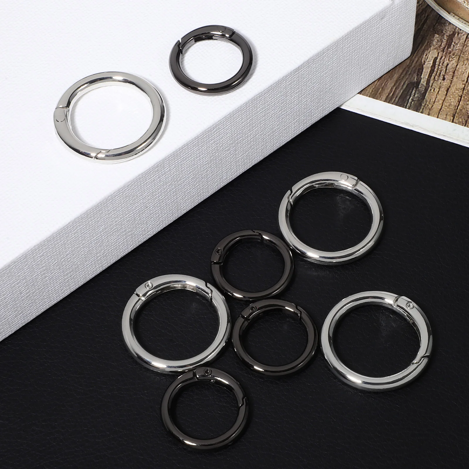 

20pcs Round Key Chain Rings Metal Spring Clips Keyring Buckles Diy Craft Supplies Bag Purse Binder Accessories O Ring Snap Hooks