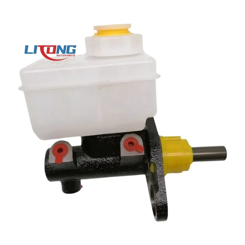 LR013018 SJC100460  Brake Master Cylinder For Land Rover Defender Cabrio Defender Pick-up Pritsche Fahrgestell 2007-2016