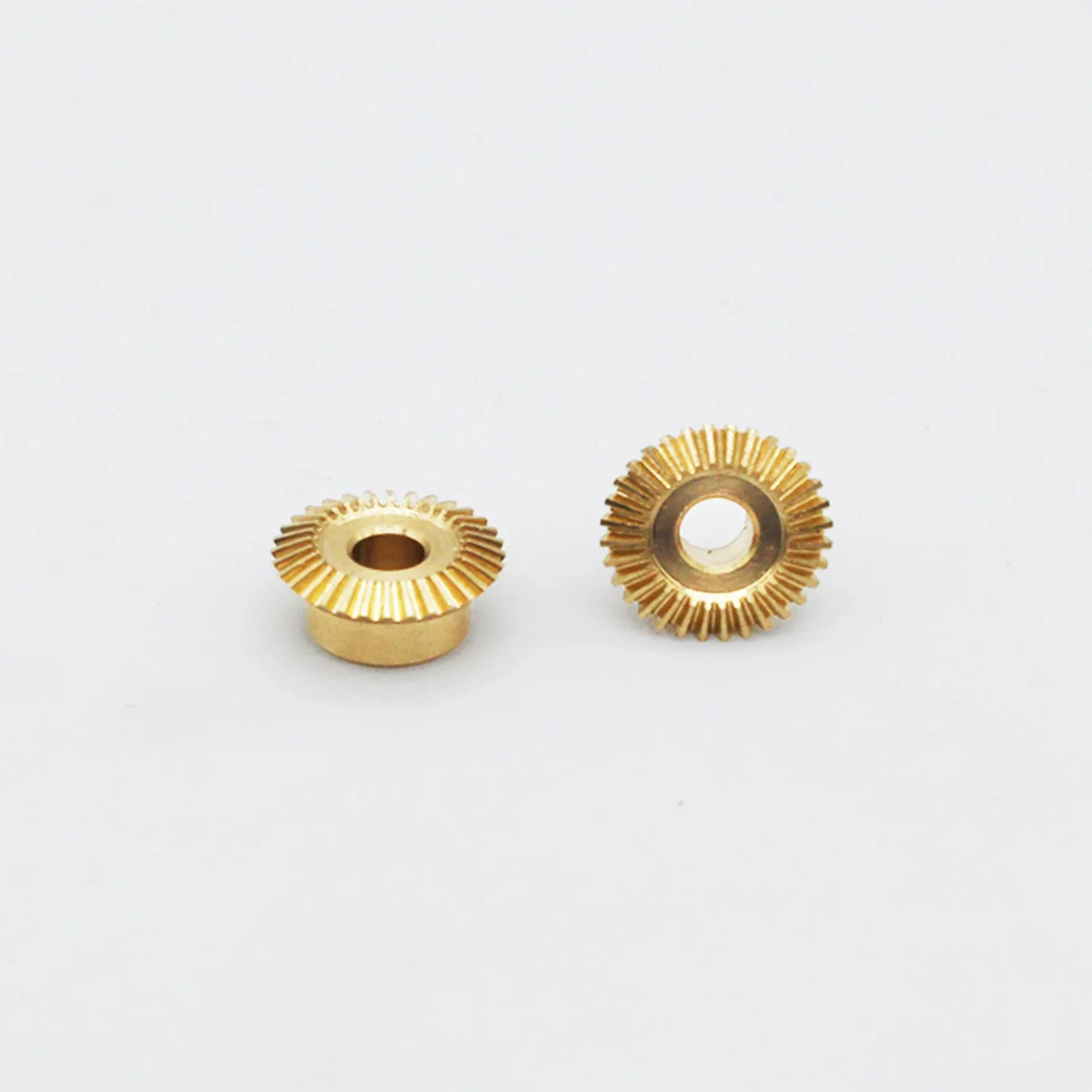 2pcs/set 0.3 Module Brass Bevel Gear,16T / 32T 90 Degree Miter Gear, Reduction Drive Gear for RC Model Car Micro DIY Project