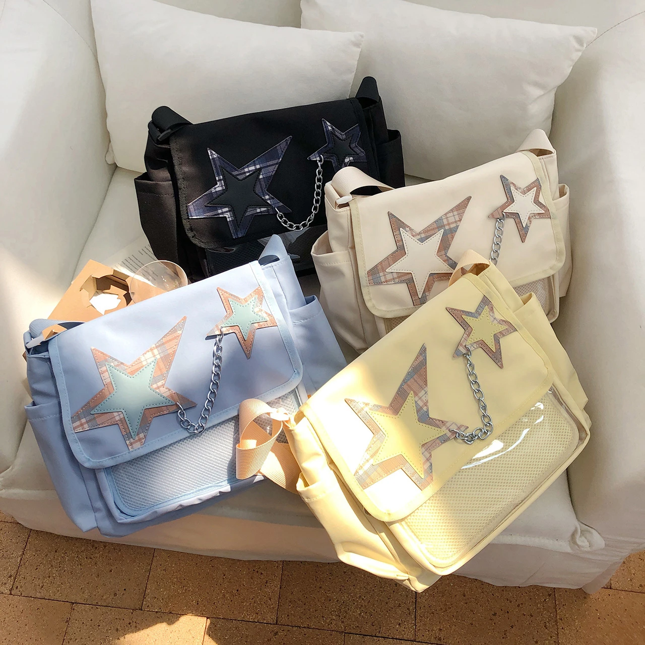 

Cute Star Patch Student School Messenger Purse Large Capacity Women Y2K Casual Nylon Ita Crossbody Bag Kawaii Pin Display Itabag