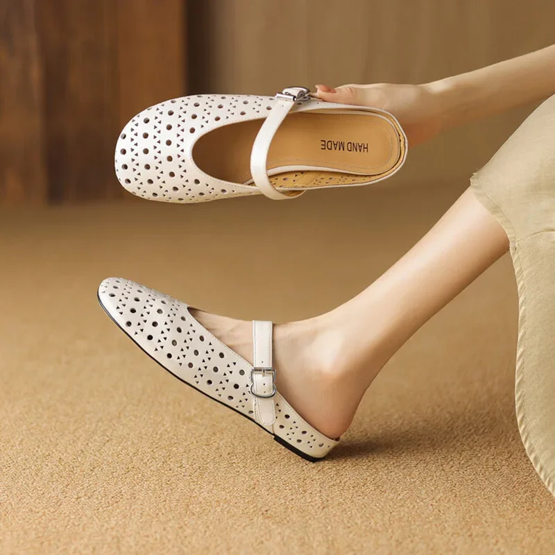 

Phoentin Concise Hollow Out Slippers Cover Toe Mules Shoes Fashion Outdoor Slippers Women Soft Low Heels Summer Sandals FT3811