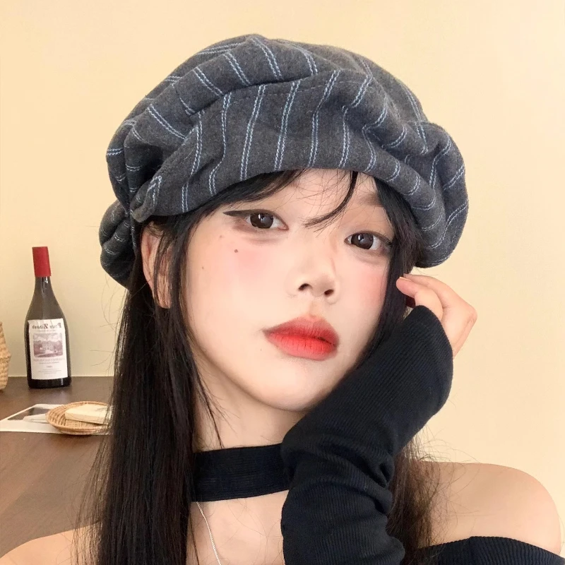 

Retro Pleated Striped Design Flipped Brim Berets for Women Spring Autumn Travel Casual Versatile Japanese Elegant Painter Hats