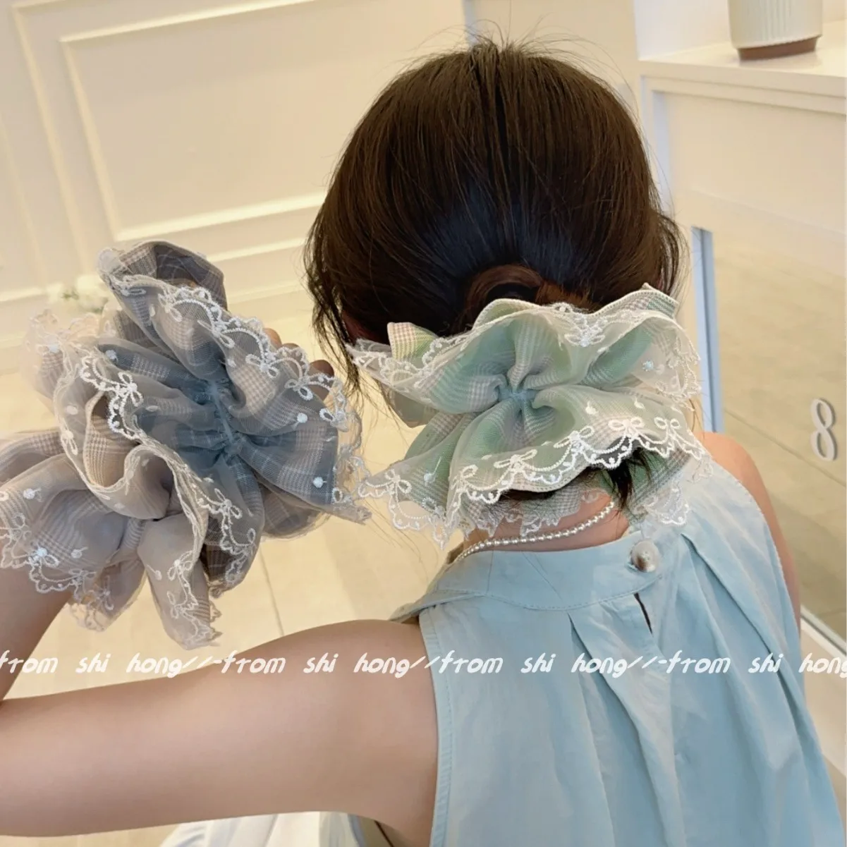 

ins niche design Korean blue plaid lace bow embroidery lace large intestine hair band literary girl hair rope hair accessories