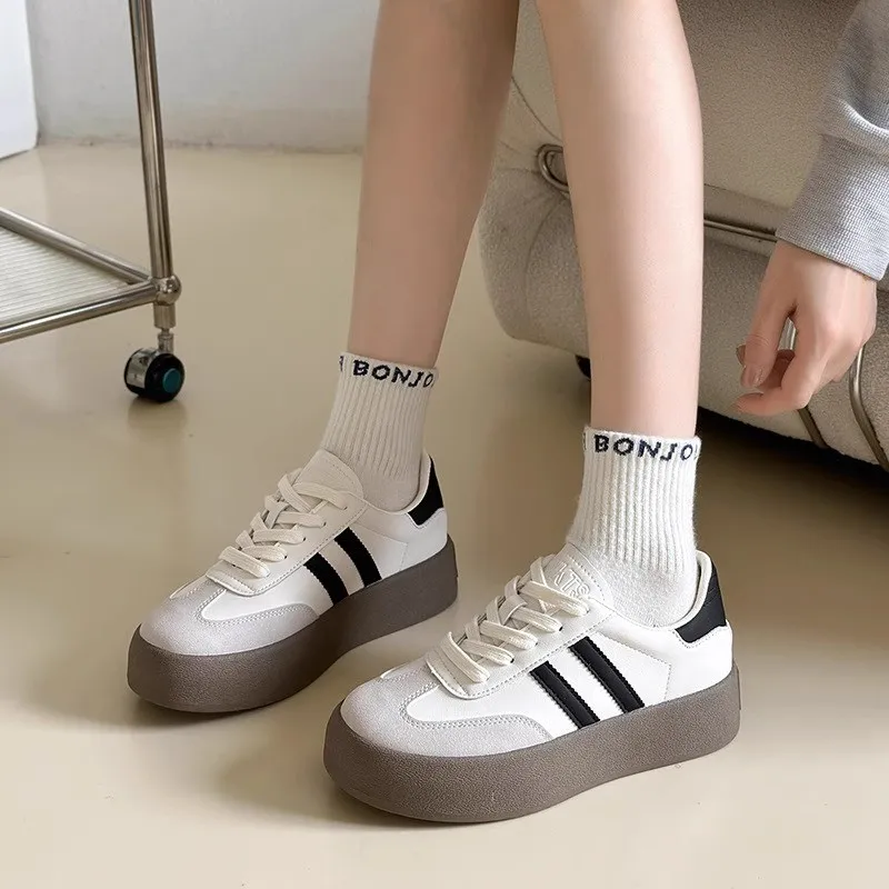 Sports shoes thick sole casual board shoes women 2024 new cowhide everything soft sole inside increase de training shoes